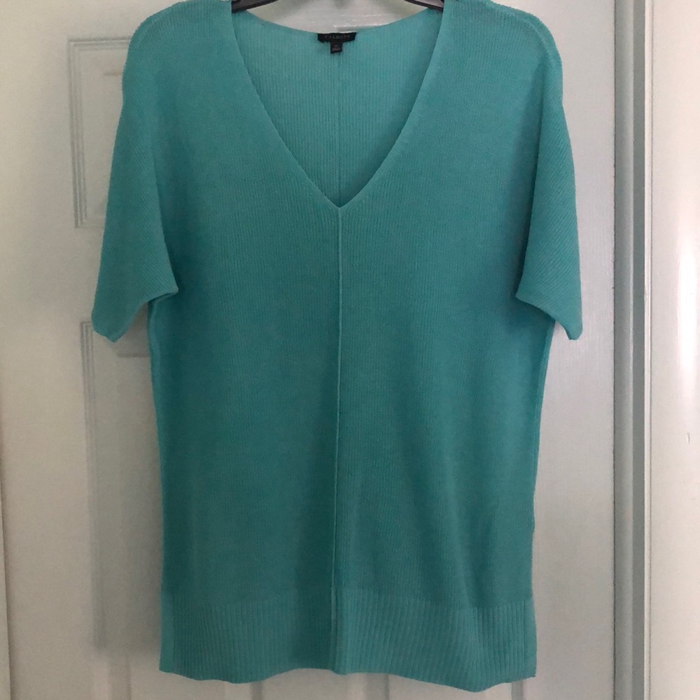 EUC Talbots knit v neck sweater Size M